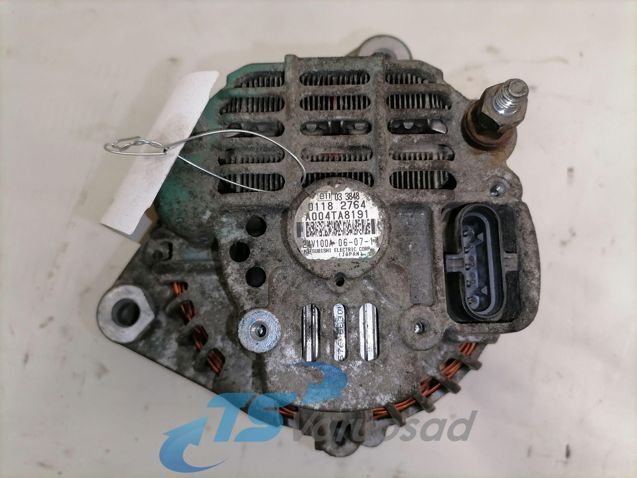 Volvo Alternator 20707050 - مولد كهرباء - شاحنة: صورة 2 Volvo Alternator 20707050 - مولد كهرباء - شاحنة: صورة 2