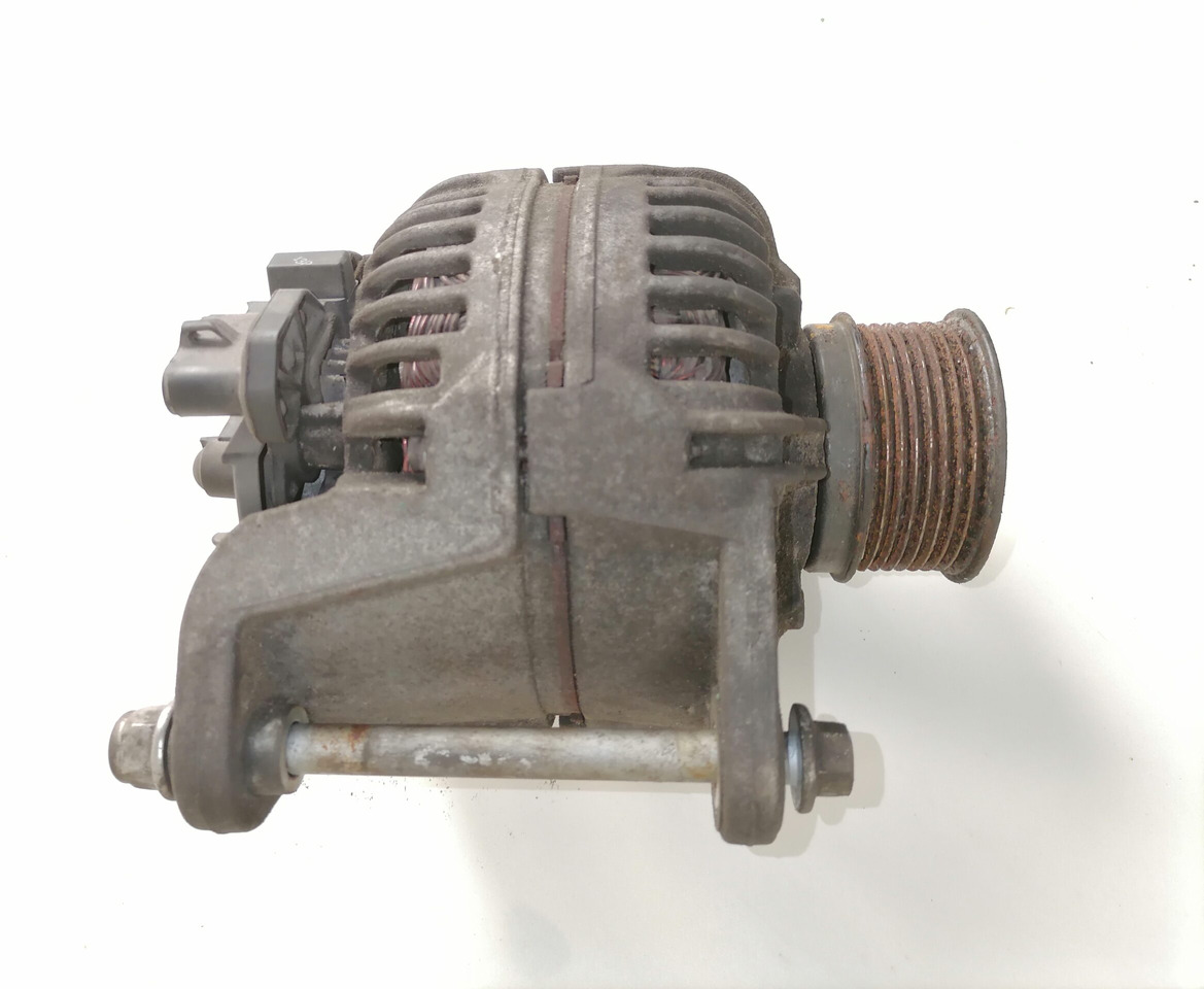 Volvo Alternator 22218393 - مولد كهرباء - شاحنة: صورة 3 Volvo Alternator 22218393 - مولد كهرباء - شاحنة: صورة 3