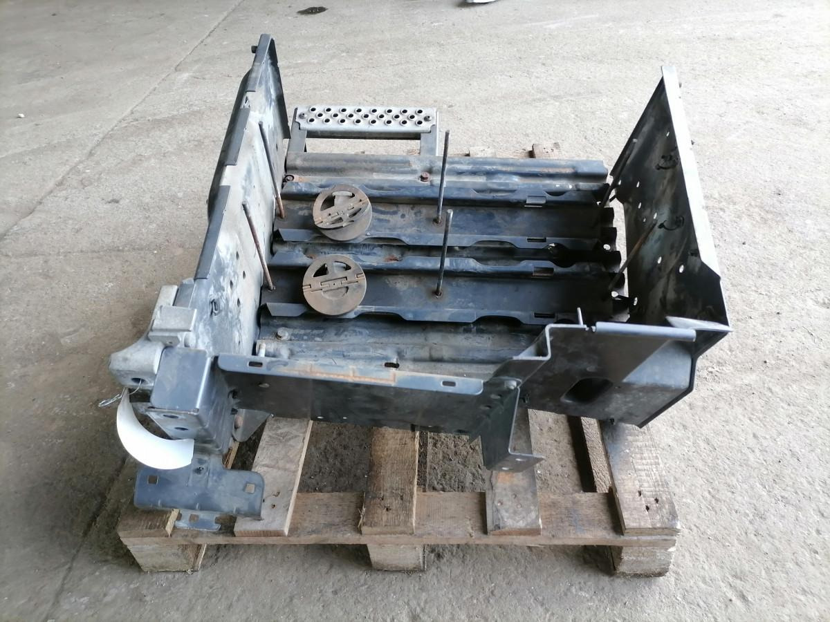Volvo Battery box 22095787 - بطارية - شاحنة: صورة 4 Volvo Battery box 22095787 - بطارية - شاحنة: صورة 4