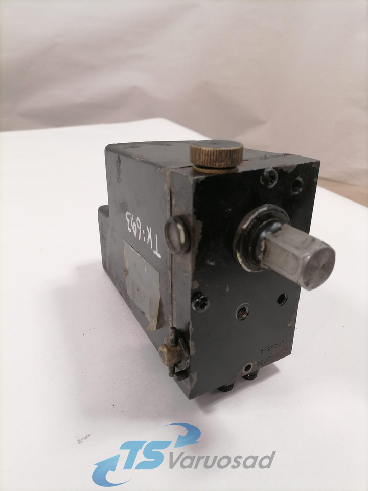 Volvo Cab tilting pump 3198846 - تعليق الكابينة - شاحنة: صورة 5 Volvo Cab tilting pump 3198846 - تعليق الكابينة - شاحنة: صورة 5
