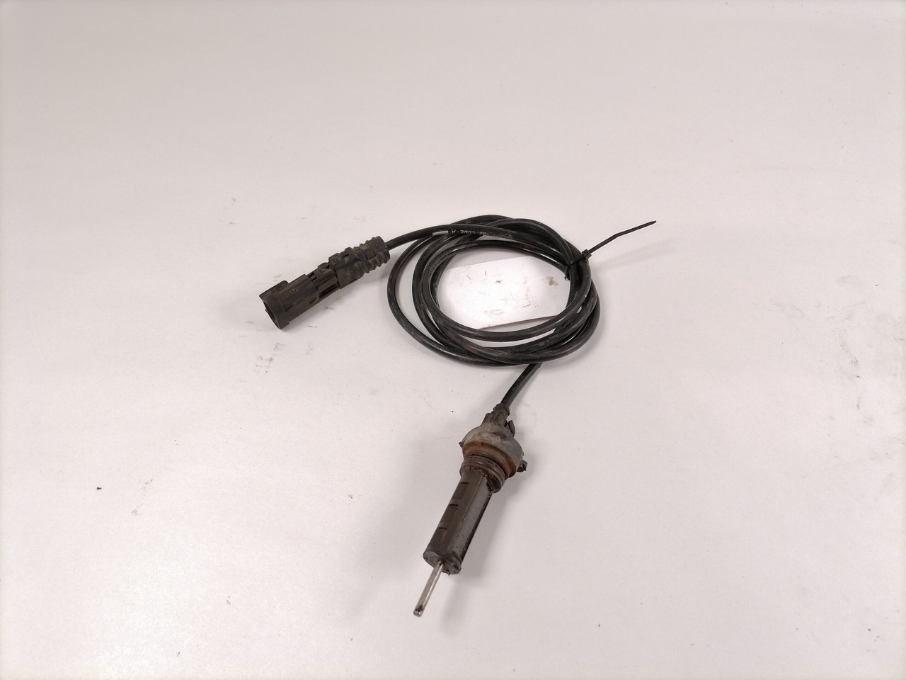 Volvo Cable, brake pad 20526766 - أجزاء الفرامل - شاحنة: صورة 1 Volvo Cable, brake pad 20526766 - أجزاء الفرامل - شاحنة: صورة 1