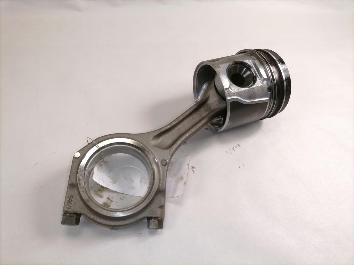 Volvo Connecting rod + piston 20980449 - بساتم/ حلقات/ بطانات - شاحنة: صورة 5 Volvo Connecting rod + piston 20980449 - بساتم/ حلقات/ بطانات - شاحنة: صورة 5