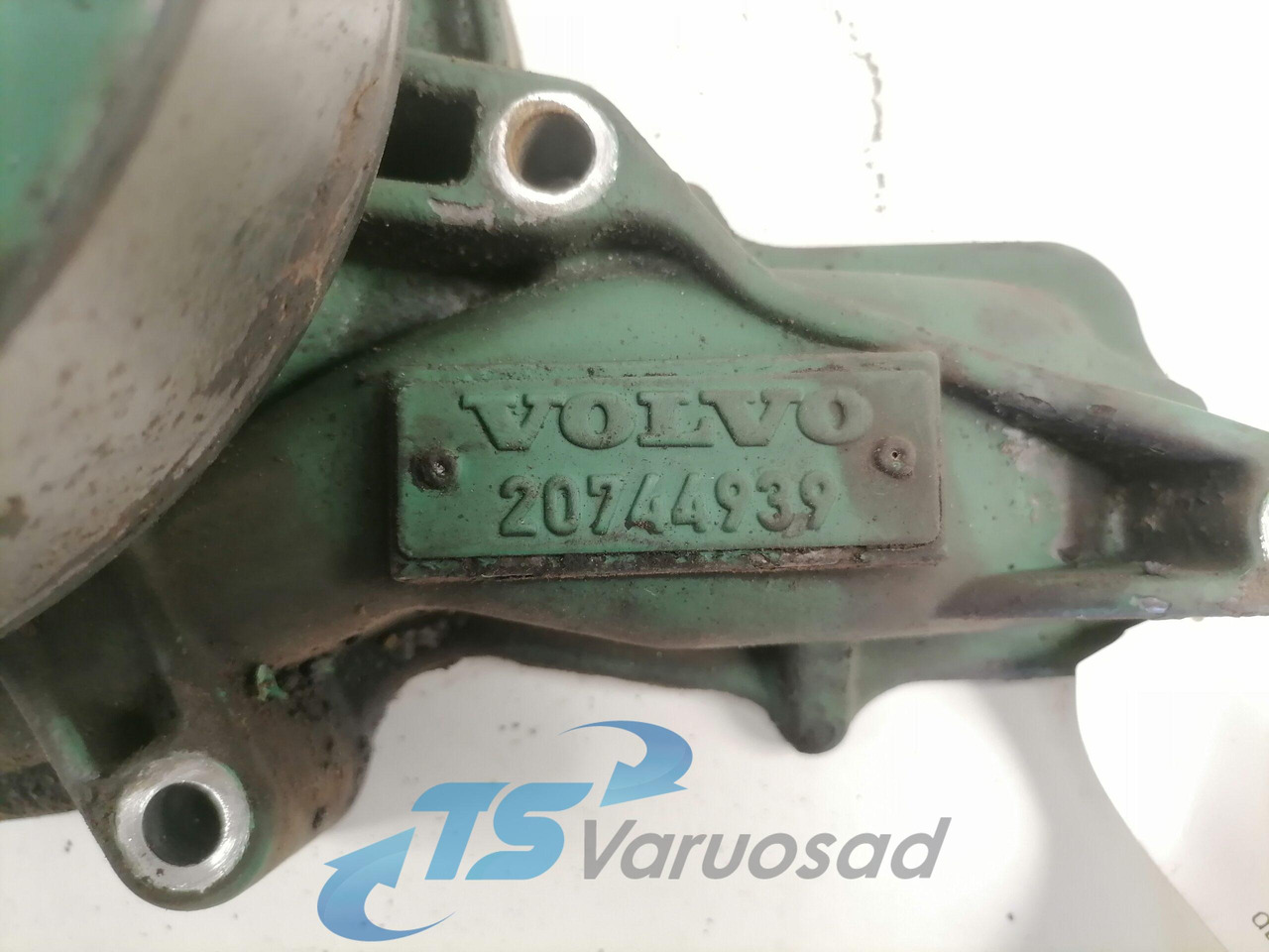 Volvo Cooling pump 20744939 - مضخة المبرد - شاحنة: صورة 3 Volvo Cooling pump 20744939 - مضخة المبرد - شاحنة: صورة 3