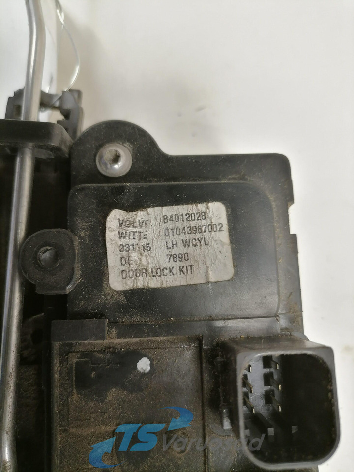 Volvo Door lock 84012028 - باب و قطع الغيار - شاحنة: صورة 2 Volvo Door lock 84012028 - باب و قطع الغيار - شاحنة: صورة 2