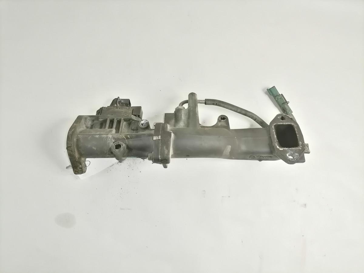Volvo EGR pipe 21858913 - كاتم الصوت/الخمارات - شاحنة: صورة 2 Volvo EGR pipe 21858913 - كاتم الصوت/الخمارات - شاحنة: صورة 2