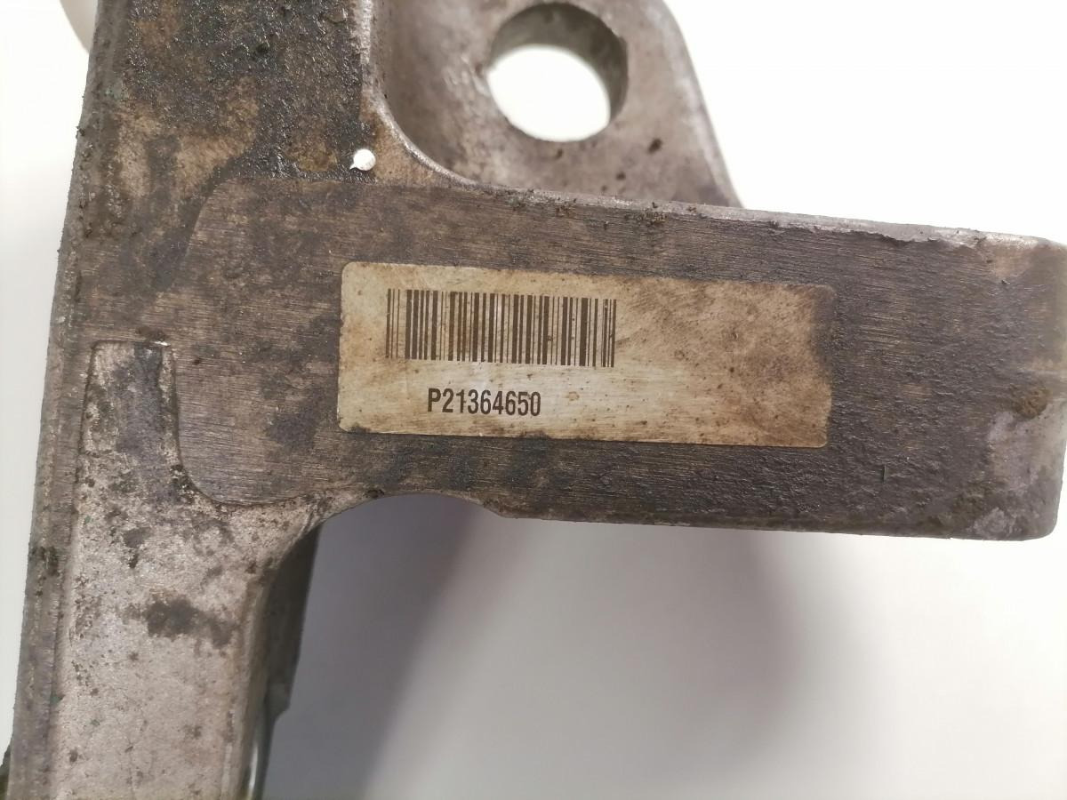 Volvo Engine bracket 21364650 - المحرك و قطع الغيار - شاحنة: صورة 5 Volvo Engine bracket 21364650 - المحرك و قطع الغيار - شاحنة: صورة 5