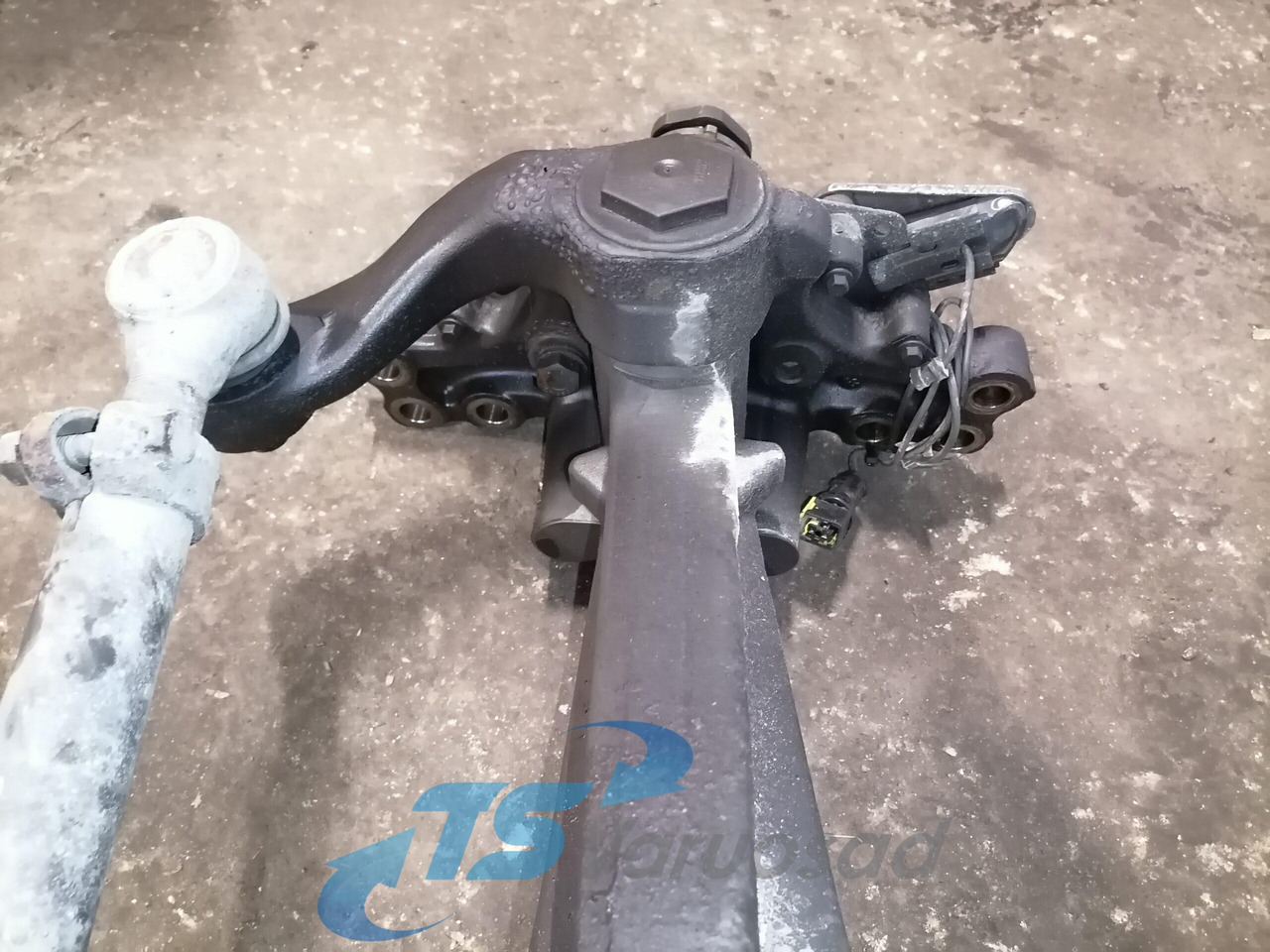 Volvo First axel housing 22208213 - المحور الأمامي - شاحنة: صورة 5 Volvo First axel housing 22208213 - المحور الأمامي - شاحنة: صورة 5
