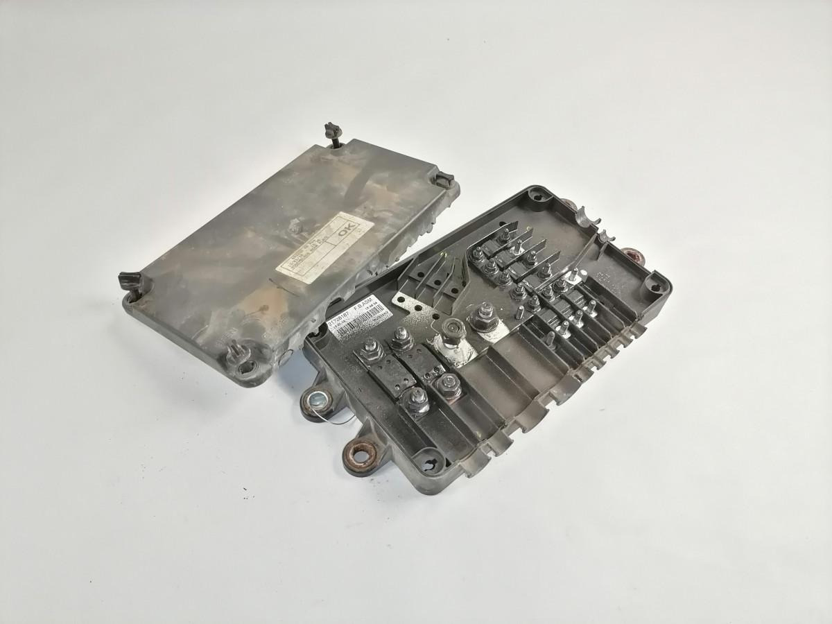 Volvo Fuse box 21728187 - فيوز - شاحنة: صورة 2 Volvo Fuse box 21728187 - فيوز - شاحنة: صورة 2