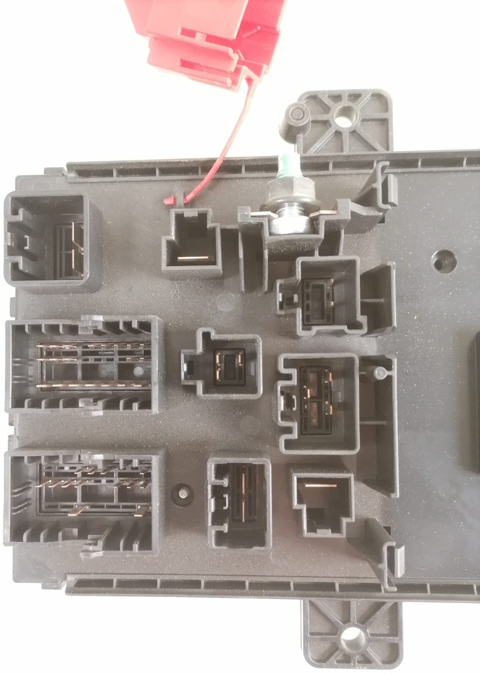 Volvo Fuse box 21939408 - فيوز - شاحنة: صورة 5 Volvo Fuse box 21939408 - فيوز - شاحنة: صورة 5