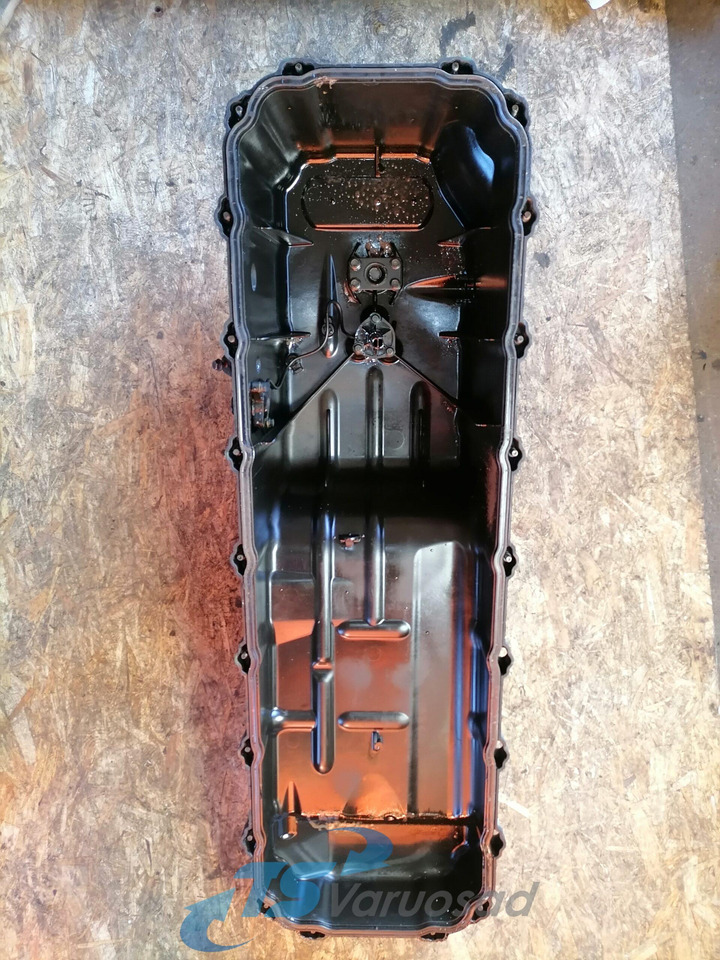 Volvo Oil sump 20493972 - حوض الزيت - شاحنة: صورة 3 Volvo Oil sump 20493972 - حوض الزيت - شاحنة: صورة 3