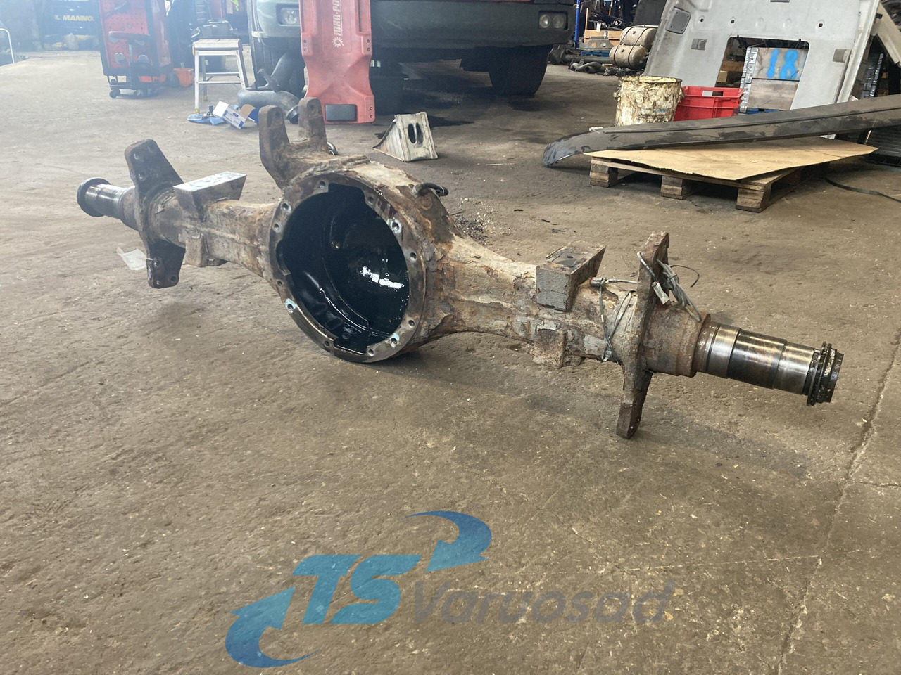 Volvo Rear axel housing 20815215 - المحور و قطع الغيار - شاحنة: صورة 2 Volvo Rear axel housing 20815215 - المحور و قطع الغيار - شاحنة: صورة 2