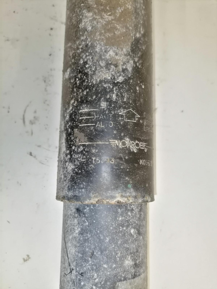 Volvo Rear axel shock absorber 20766063 - امتصاص الصدمات - شاحنة: صورة 4 Volvo Rear axel shock absorber 20766063 - امتصاص الصدمات - شاحنة: صورة 4