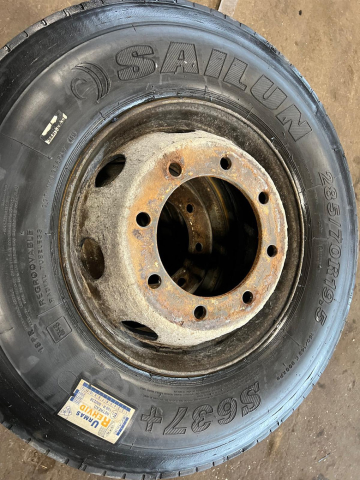 Volvo Sailun S637+ 285/70 R19,5 28570R195 - الإطارات والجنوط - شاحنة: صورة 4 Volvo Sailun S637+ 285/70 R19,5 28570R195 - الإطارات والجنوط - شاحنة: صورة 4