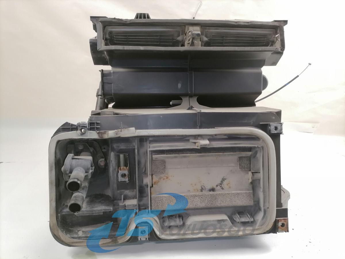 Volvo Salongi radiaatorite korpus, komplektne 7420894088 - قطع غيار عامة - شاحنة: صورة 2 Volvo Salongi radiaatorite korpus, komplektne 7420894088 - قطع غيار عامة - شاحنة: صورة 2