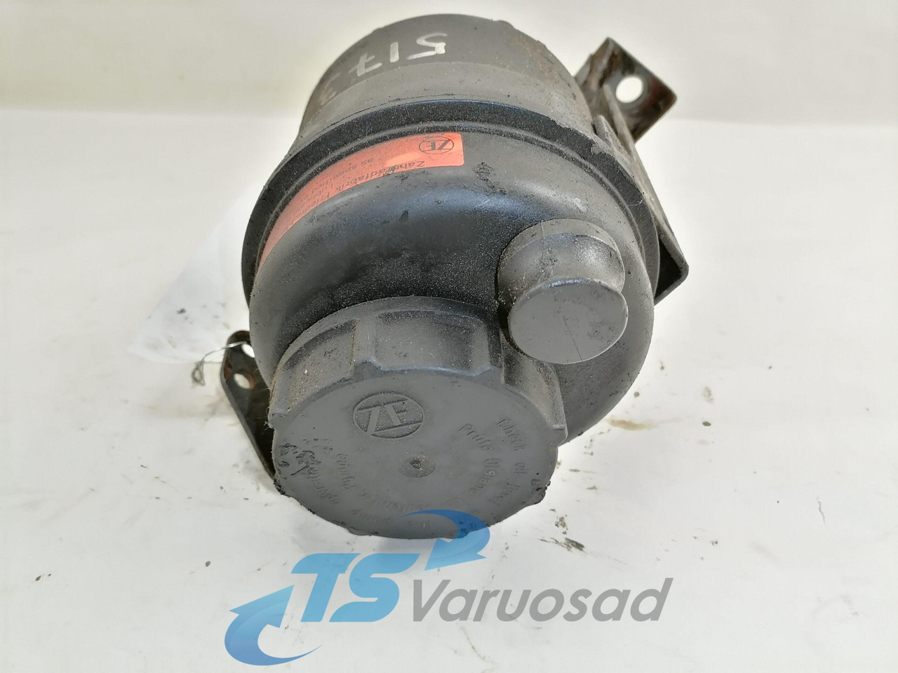 Volvo Steering oil tank+ bracket 1592945 - خرطوم التوجيه - شاحنة: صورة 2 Volvo Steering oil tank+ bracket 1592945 - خرطوم التوجيه - شاحنة: صورة 2
