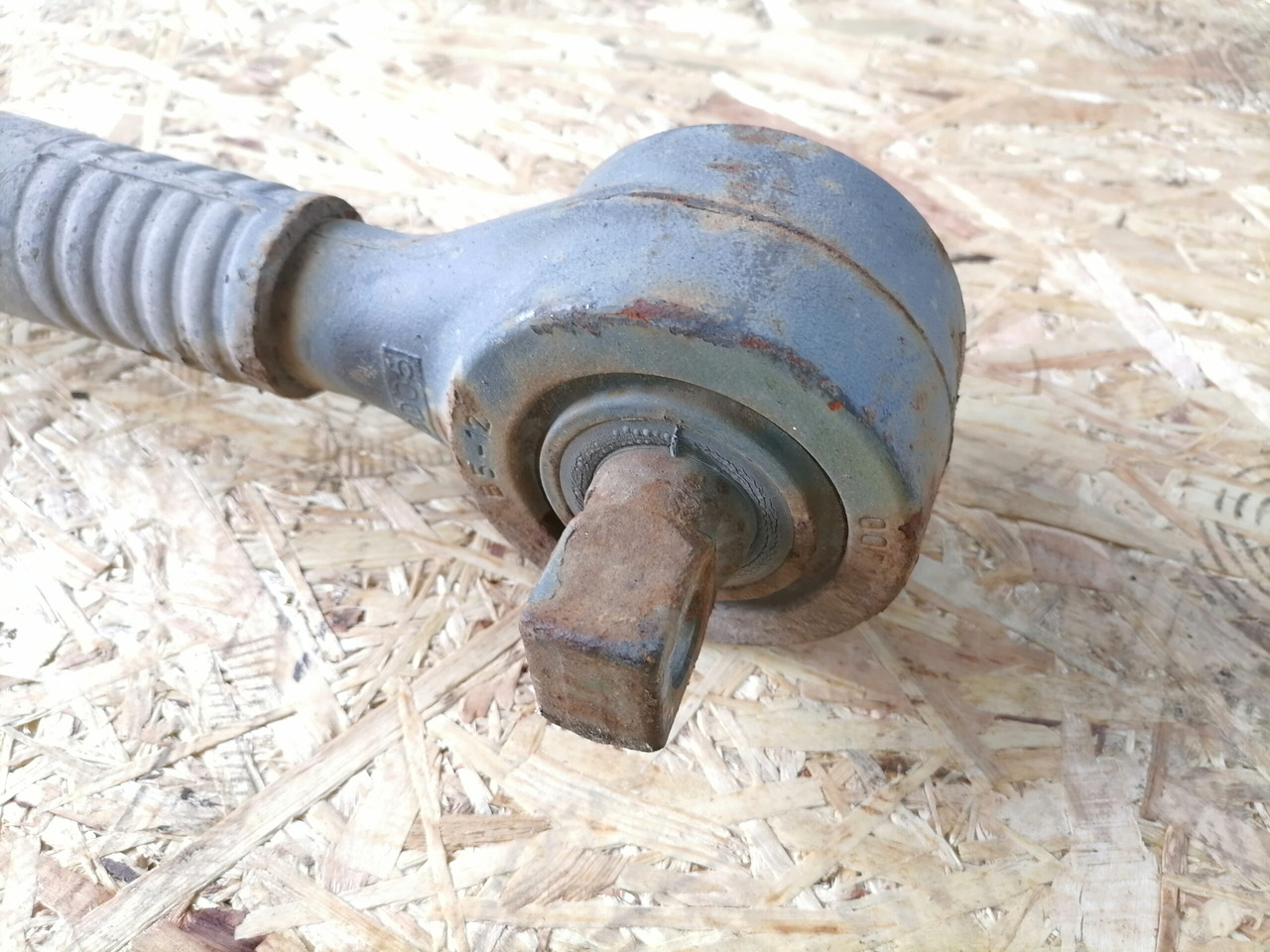 Volvo Torque rod 20410053 - المحور و قطع الغيار - شاحنة: صورة 2 Volvo Torque rod 20410053 - المحور و قطع الغيار - شاحنة: صورة 2