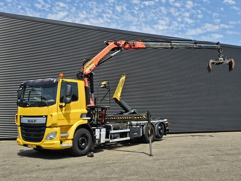 DAF CF 330 6x2-4 / PALFINGER CRANE + HOOKLIFT - شاحنة ذات خطاف, شاحنة كرين: صورة 1 DAF CF 330 6x2-4 / PALFINGER CRANE + HOOKLIFT - شاحنة ذات خطاف, شاحنة كرين: صورة 1