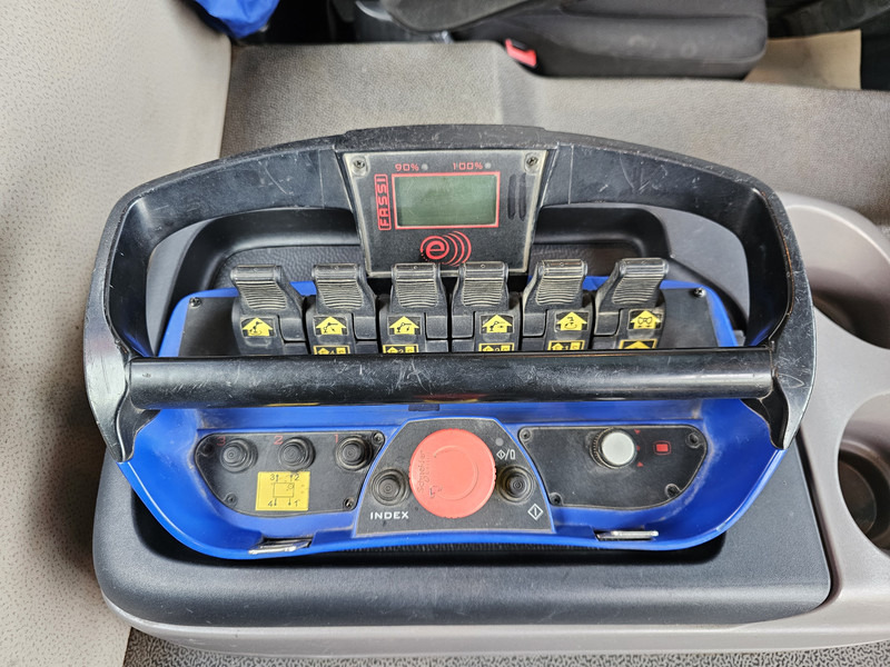 شاحنة كرين DAF CF 530 8x4-4 / FASSI 27.5 t/m CRANE + TIPPER: صورة 7 شاحنة كرين DAF CF 530 8x4-4 / FASSI 27.5 t/m CRANE + TIPPER: صورة 7