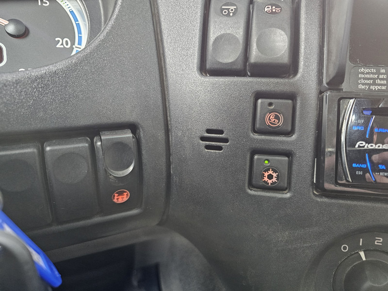 شاحنة كرين DAF CF 85.410 6x2 / HIAB 35 t/m crane / kran + REMOTE: صورة 19 شاحنة كرين DAF CF 85.410 6x2 / HIAB 35 t/m crane / kran + REMOTE: صورة 19