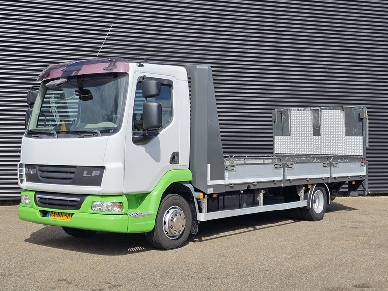 DAF LF 12.210 / OPRIJ / MACHINE TRANSPORT - شاحنة نقل سيارات شاحنة: صورة 1 DAF LF 12.210 / OPRIJ / MACHINE TRANSPORT - شاحنة نقل سيارات شاحنة: صورة 1
