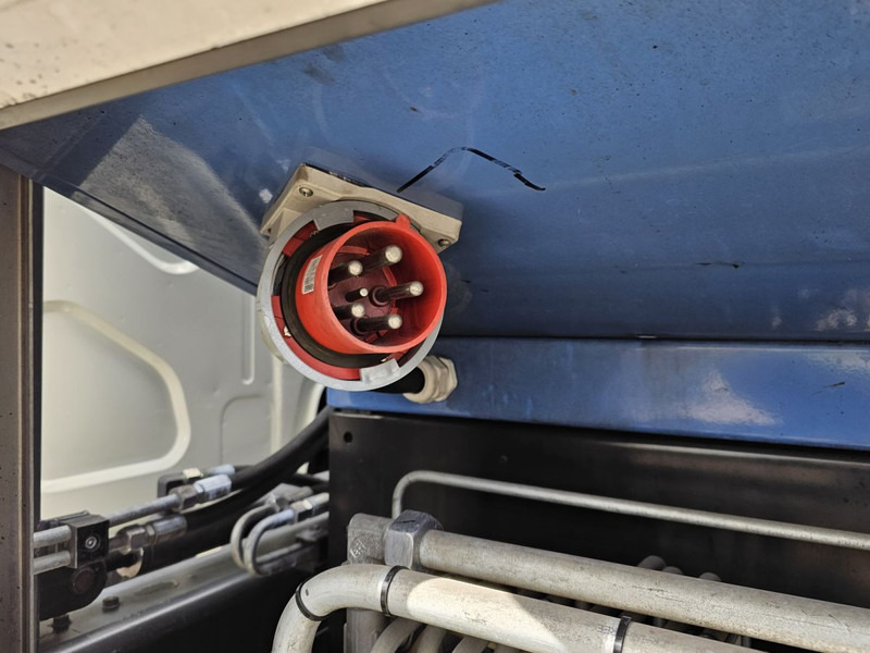 DAF LF 220 / Mobile Inspection Station / APK / TUV / MOT / BRAKE TEST DAF LF 220 / Mobile Inspection Station / APK / TUV / MOT / BRAKE TEST: صورة 11