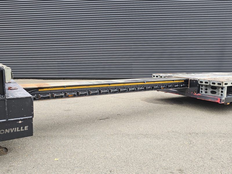 Faymonville MULTIMAX - EXTENDABLE / HYDR RAMP / WHEEL WELL / RADMULDEN - عربة منخفضة مسطحة نصف مقطورة: صورة 3 Faymonville MULTIMAX - EXTENDABLE / HYDR RAMP / WHEEL WELL / RADMULDEN - عربة منخفضة مسطحة نصف مقطورة: صورة 3