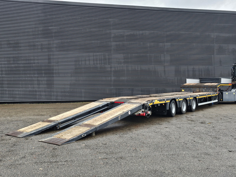 Kässbohrer LB3E / 3 AXLE / HYDRAULIC RAMP / LIFT AXLE - عربة منخفضة مسطحة نصف مقطورة: صورة 3 Kässbohrer LB3E / 3 AXLE / HYDRAULIC RAMP / LIFT AXLE - عربة منخفضة مسطحة نصف مقطورة: صورة 3