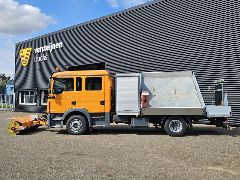 MAN TGM 15.240 BL / TIPPER / DOKA / VEEG / SWEEPER - سياره كنس شوارع: صورة 2 MAN TGM 15.240 BL / TIPPER / DOKA / VEEG / SWEEPER - سياره كنس شوارع: صورة 2
