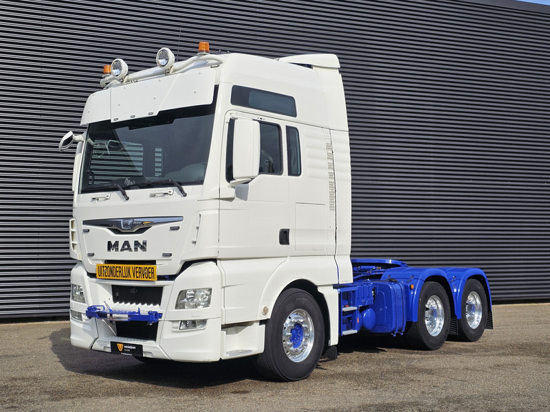 MAN TGX 33.560 6x4 / RETARDER / 464 dkm - وحدة جر: صورة 1 MAN TGX 33.560 6x4 / RETARDER / 464 dkm - وحدة جر: صورة 1