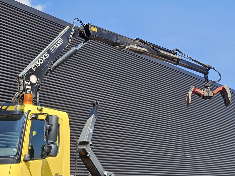 Mercedes-Benz AXOR 1823 4X4 / FASSI CRANE + HOOKLIFT / SPRING SUSPENSION - شاحنة ذات خطاف, شاحنة كرين: صورة 2 Mercedes-Benz AXOR 1823 4X4 / FASSI CRANE + HOOKLIFT / SPRING SUSPENSION - شاحنة ذات خطاف, شاحنة كرين: صورة 2