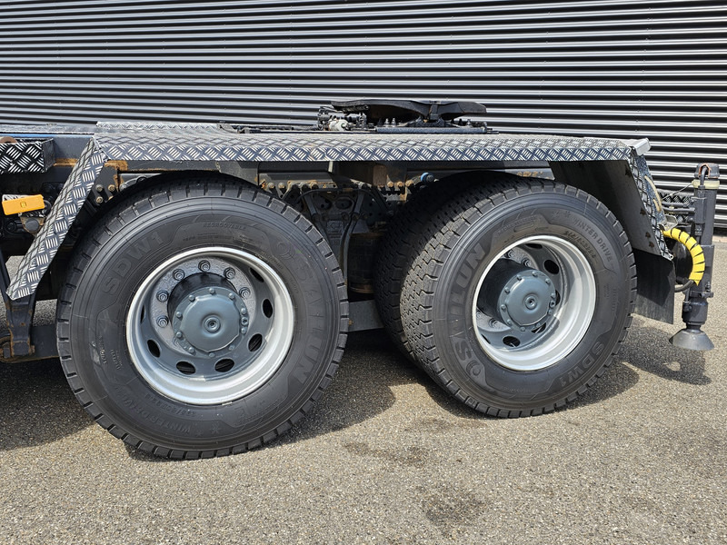 وحدة جر Mercedes-Benz Arocs 2658 6x4 / HMF 40 t/m - 21.3 mtr / WINCH: صورة 19