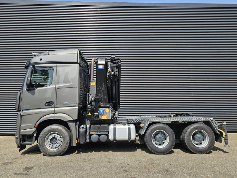وحدة جر Mercedes-Benz Arocs 2658 6x4 / HMF 40 t/m - 21.3 mtr / WINCH: صورة 12