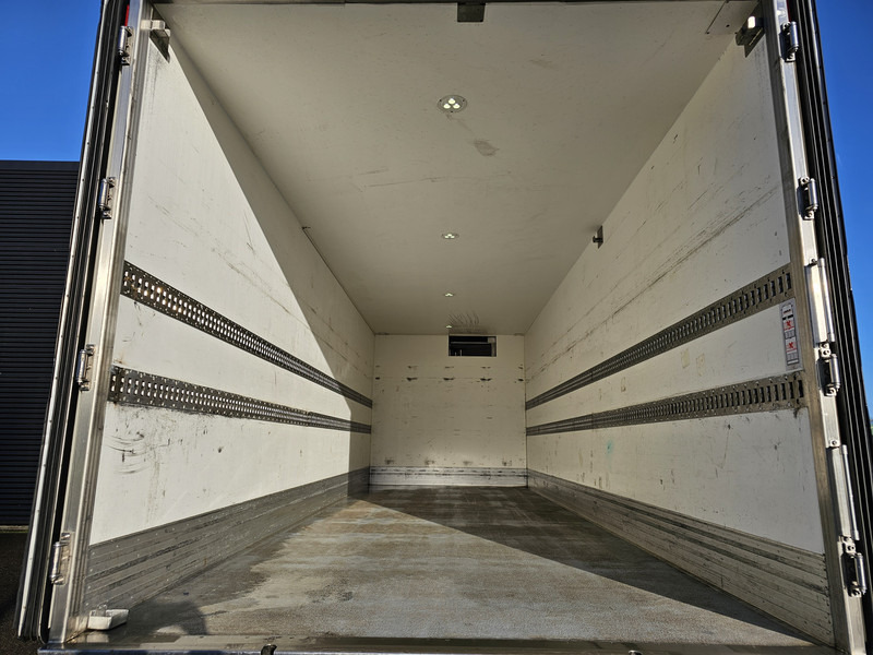 شاحنة الفريزر Scania P250 / LBW /4X2 / FRIGOBLOCK: صورة 17 شاحنة الفريزر Scania P250 / LBW /4X2 / FRIGOBLOCK: صورة 17
