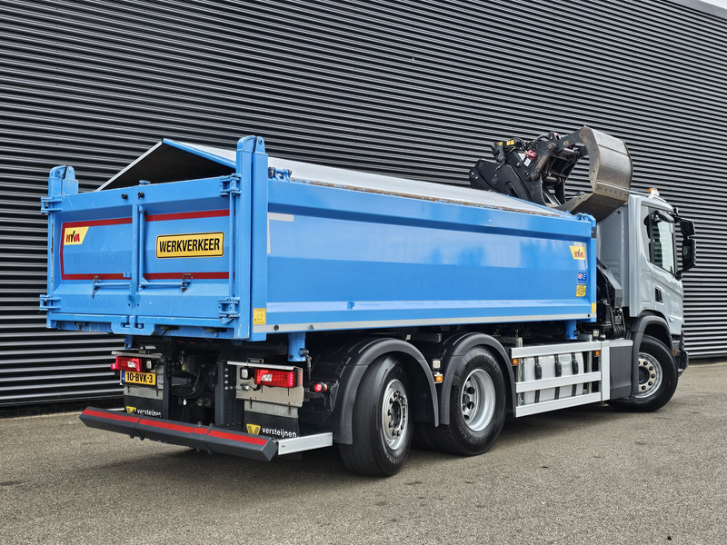 Scania P420 6x2-4 / HMF Z KRAAN / 2 KANTEN KIPPER - شاحنة قلاب, شاحنة كرين: صورة 5 Scania P420 6x2-4 / HMF Z KRAAN / 2 KANTEN KIPPER - شاحنة قلاب, شاحنة كرين: صورة 5