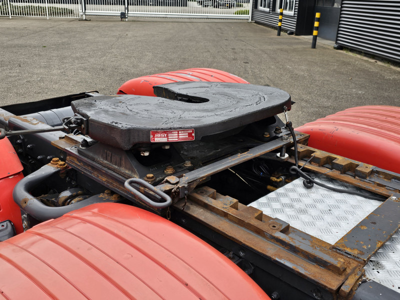 وحدة جر Scania R 164.580 8x4-4 / 150T / MANUAL / RETARDER / BIG AXLE: صورة 15