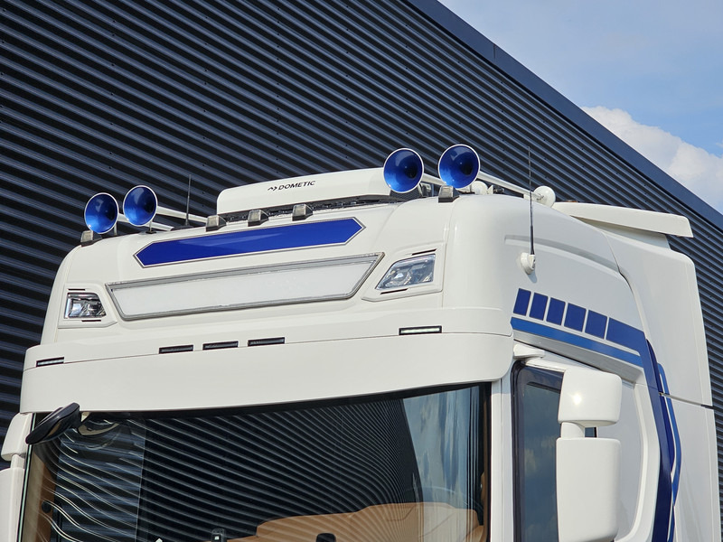 Scania R450 4x2 / RETARDER / 2 TANKS - وحدة جر: صورة 4 Scania R450 4x2 / RETARDER / 2 TANKS - وحدة جر: صورة 4