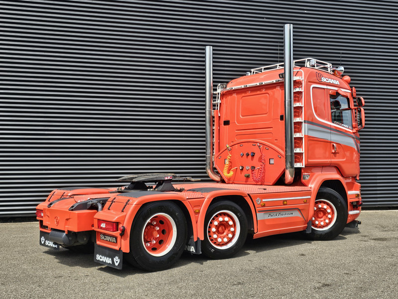 Scania R520 V8 6x2/4 - MANUAL GEARBOX / SHOWTRUCK. - وحدة جر: صورة 3 Scania R520 V8 6x2/4 - MANUAL GEARBOX / SHOWTRUCK. - وحدة جر: صورة 3