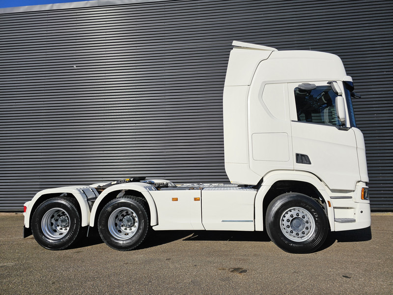 Scania R580 V8 / 6x4 / FULL AIR / RETARDER - وحدة جر: صورة 5 Scania R580 V8 / 6x4 / FULL AIR / RETARDER - وحدة جر: صورة 5