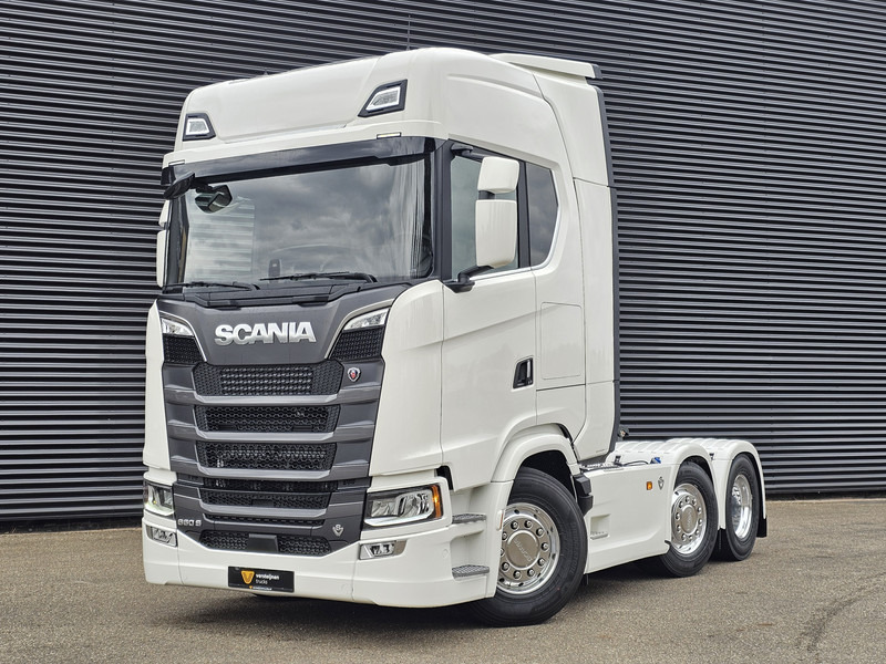 Scania S660 V8 6x2/4 / 2 x PTO / PARKING COOLER / FULL AIR - وحدة جر: صورة 1 Scania S660 V8 6x2/4 / 2 x PTO / PARKING COOLER / FULL AIR - وحدة جر: صورة 1