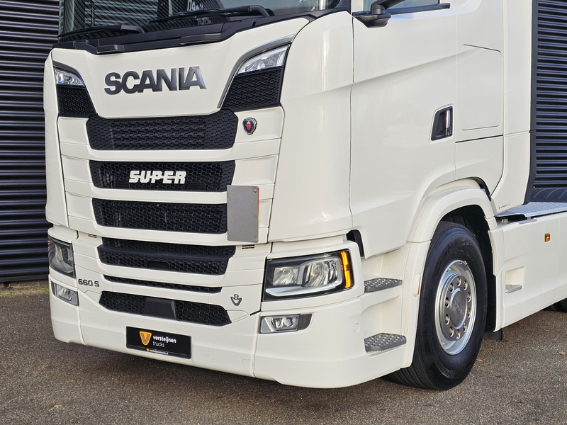 Scania S660 V8 6x2 BOOGIE / RETARDER / FULL AIR - وحدة جر: صورة 3 Scania S660 V8 6x2 BOOGIE / RETARDER / FULL AIR - وحدة جر: صورة 3