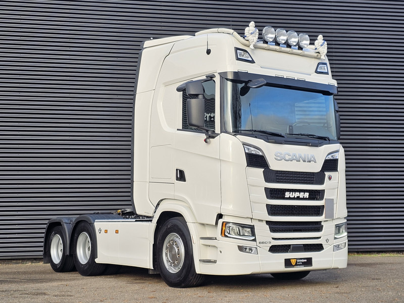 Scania S660 V8 6x2 BOOGIE / RETARDER / FULL AIR - وحدة جر: صورة 4 Scania S660 V8 6x2 BOOGIE / RETARDER / FULL AIR - وحدة جر: صورة 4