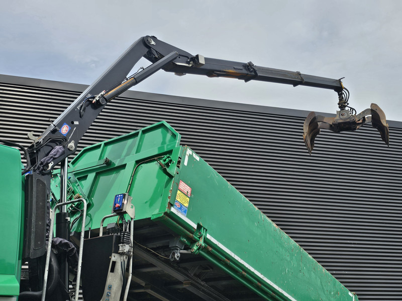 Tatra 6X6 / T158/II / 2 SIDE TIPPER - HMF Z CRANE - شاحنة قلاب, شاحنة كرين: صورة 2 Tatra 6X6 / T158/II / 2 SIDE TIPPER - HMF Z CRANE - شاحنة قلاب, شاحنة كرين: صورة 2