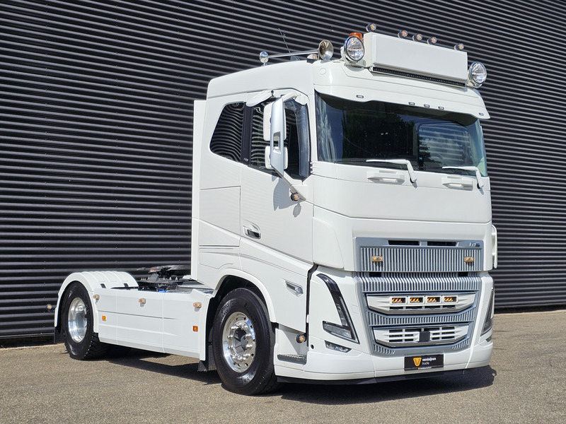 Volvo FH 16.750 4x2 / FULL AIR / RETARDER / I PARK COOL - وحدة جر: صورة 4 Volvo FH 16.750 4x2 / FULL AIR / RETARDER / I PARK COOL - وحدة جر: صورة 4