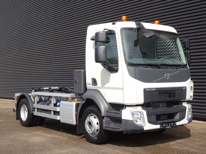 Volvo FL 240 NEW / 4X2 / HAAKARM / AMPIROLLE - شاحنة ذات خطاف: صورة 3 Volvo FL 240 NEW / 4X2 / HAAKARM / AMPIROLLE - شاحنة ذات خطاف: صورة 3
