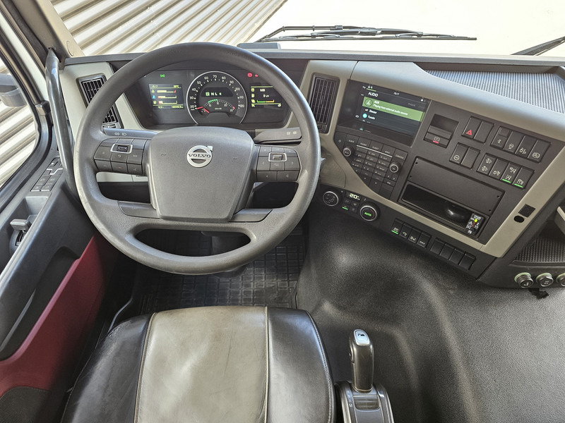 شاحنات مسطحة, شاحنة كرين Volvo FM 330 4x2 / EFFER 12.5 t/m CRANE / KRAN: صورة 18
