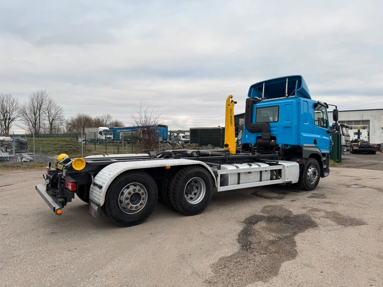 DAF CF 480 6X2 Abroller Funk 8 Stück neue Pirelli DAF CF 480 6X2 Abroller Funk 8 Stück neue Pirelli - شاحنة ذات خطاف: صورة 4 DAF CF 480 6X2 Abroller Funk 8 Stück neue Pirelli DAF CF 480 6X2 Abroller Funk 8 Stück neue Pirelli - شاحنة ذات خطاف: صورة 4