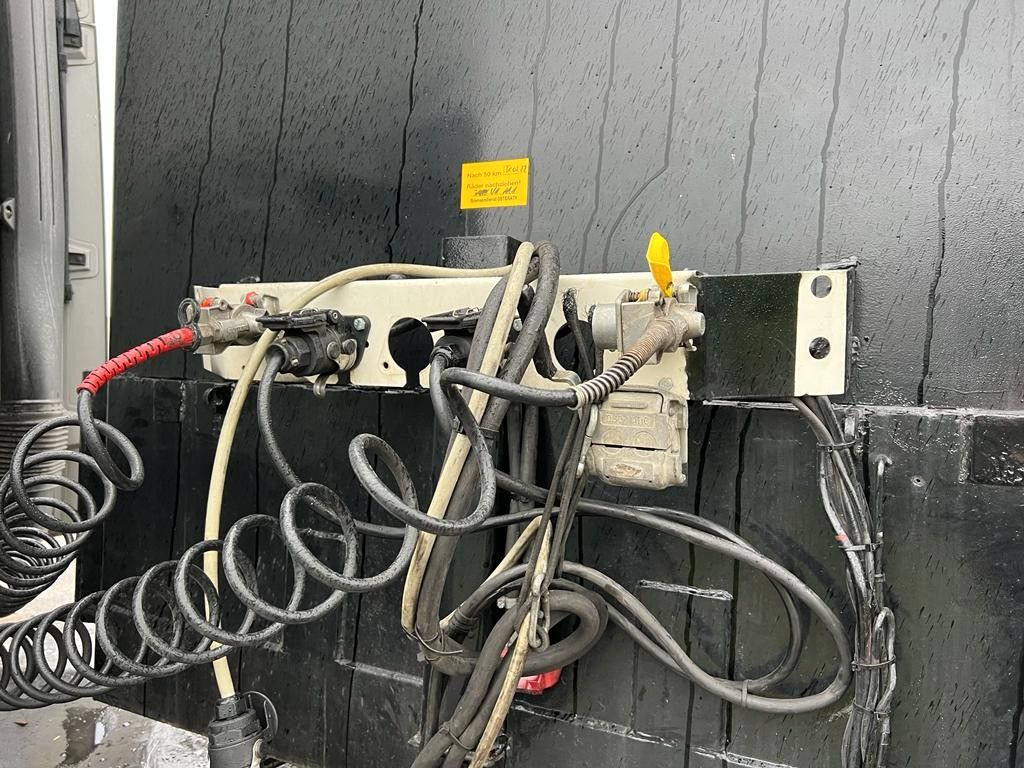 Langendorf Tiefbett mit Rampen Hydraulisch - عربة منخفضة مسطحة نصف مقطورة: صورة 4 Langendorf Tiefbett mit Rampen Hydraulisch - عربة منخفضة مسطحة نصف مقطورة: صورة 4