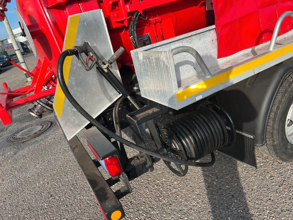 شاحنة الشفط MAN 10.180 Saug & Druck & Spülwagen & Funk Euro 6 MAN 10.180 Saug & Druck & Spülwagen: صورة 12