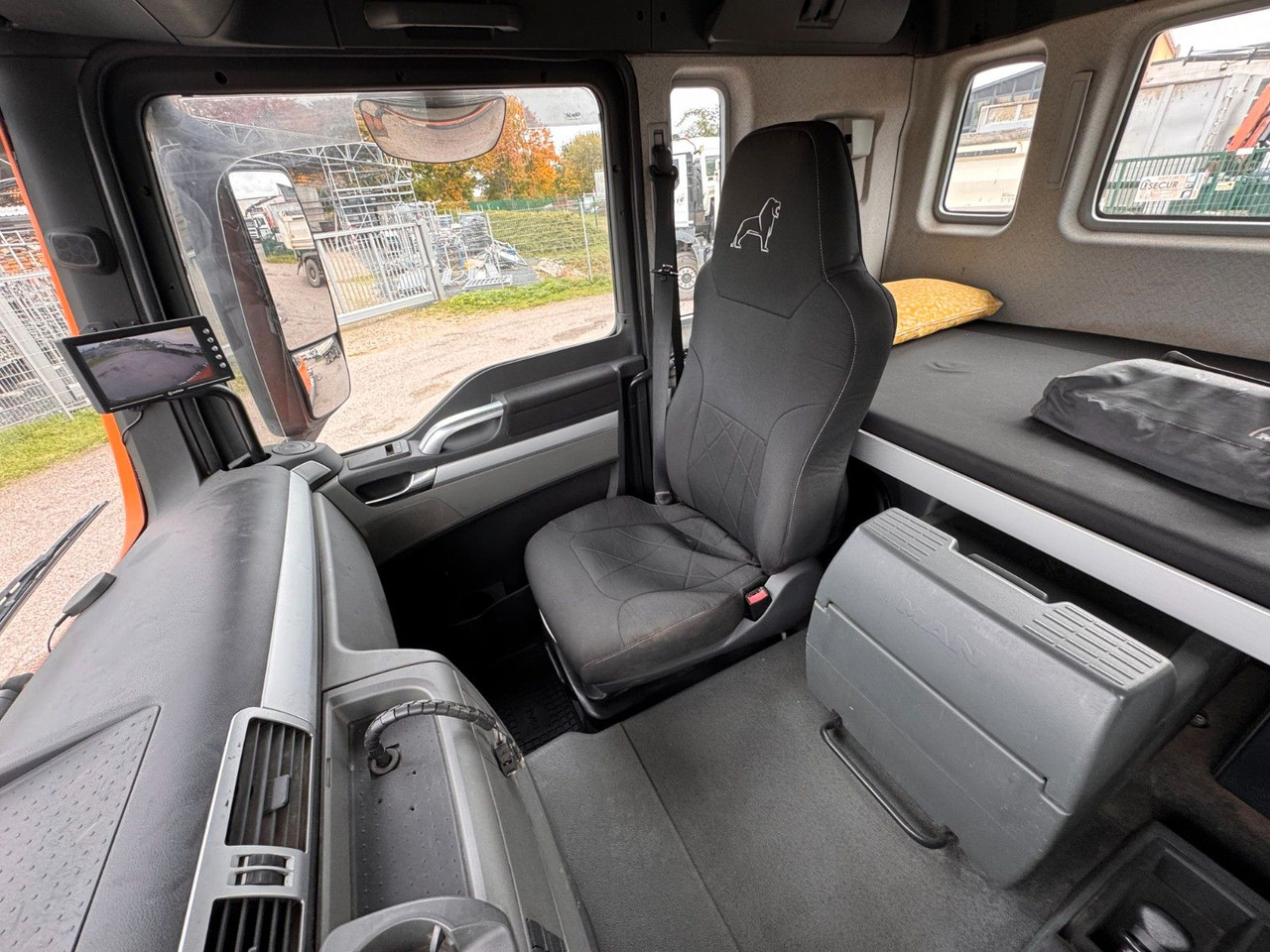 MAN 26.40 6X2 Multilift Abroller - شاحنة ذات خطاف: صورة 5 MAN 26.40 6X2 Multilift Abroller - شاحنة ذات خطاف: صورة 5