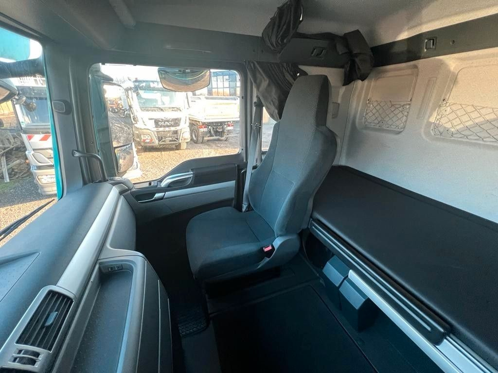 MAN 26.400 6x2 BDF | AC | Navi | Tip Top Zustand! MAN 26.400 6x2 BDF | AC | Navi | Tip Top Zustand! - شاحنات الحاويات / جسم علوي قابل للتغيير شاحنة: صورة 5 MAN 26.400 6x2 BDF | AC | Navi | Tip Top Zustand! MAN 26.400 6x2 BDF | AC | Navi | Tip Top Zustand! - شاحنات الحاويات / جسم علوي قابل للتغيير شاحنة: صورة 5